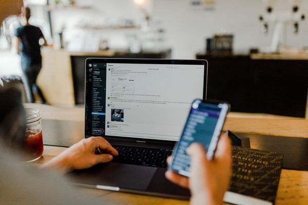 24 Best Slack Apps That Will Change Your Slack Game